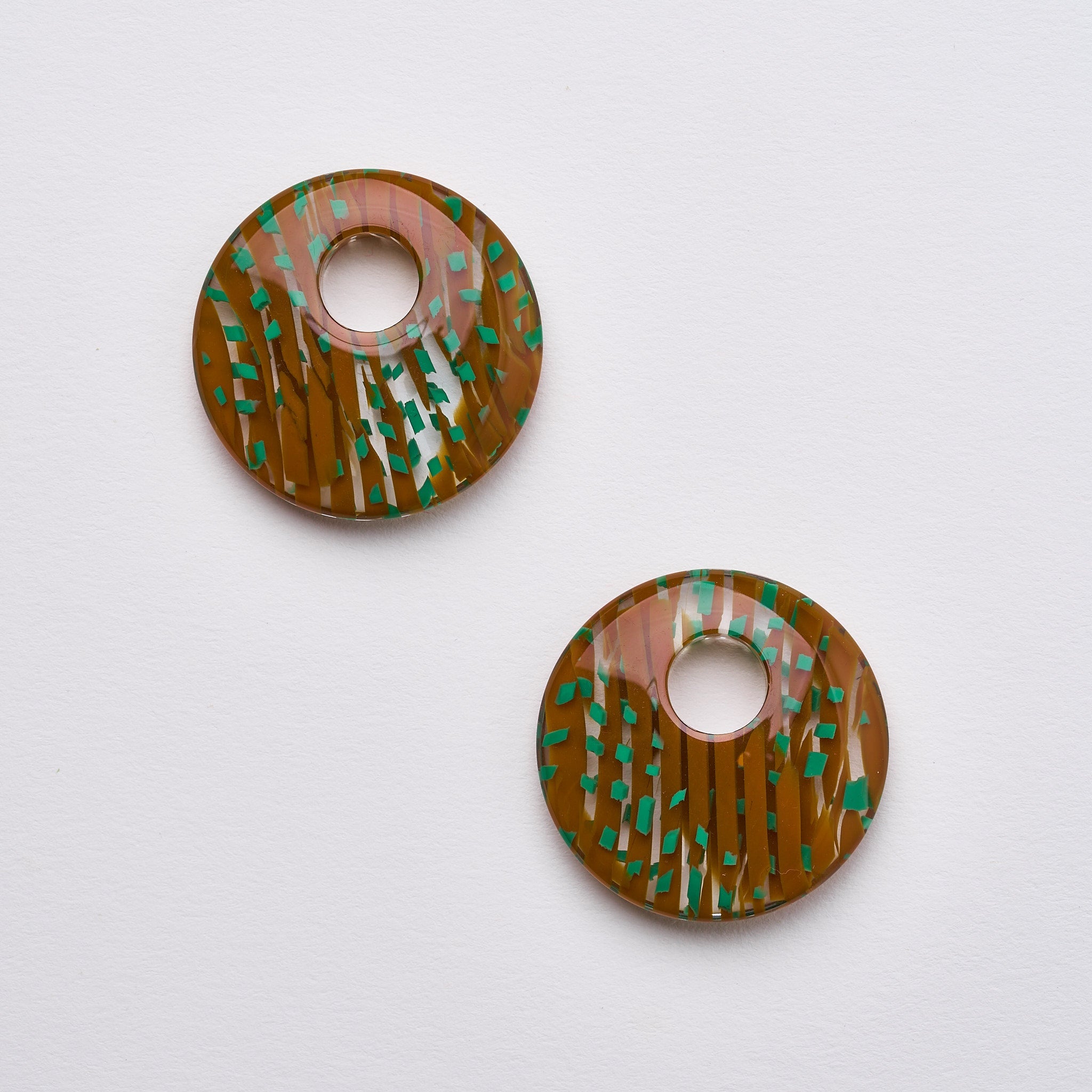 disc-charms-in-cadmium-553587