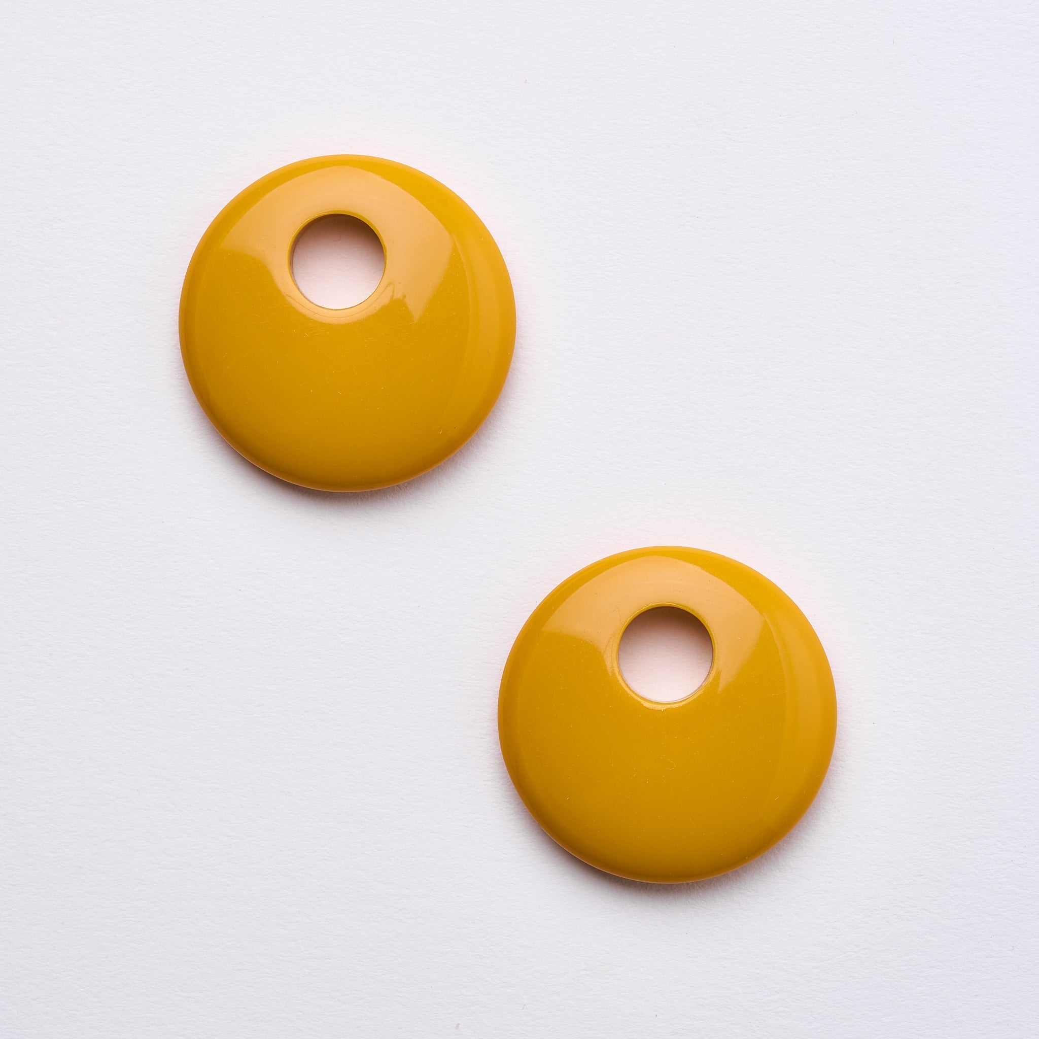 disc-charms-in-ochre-292448