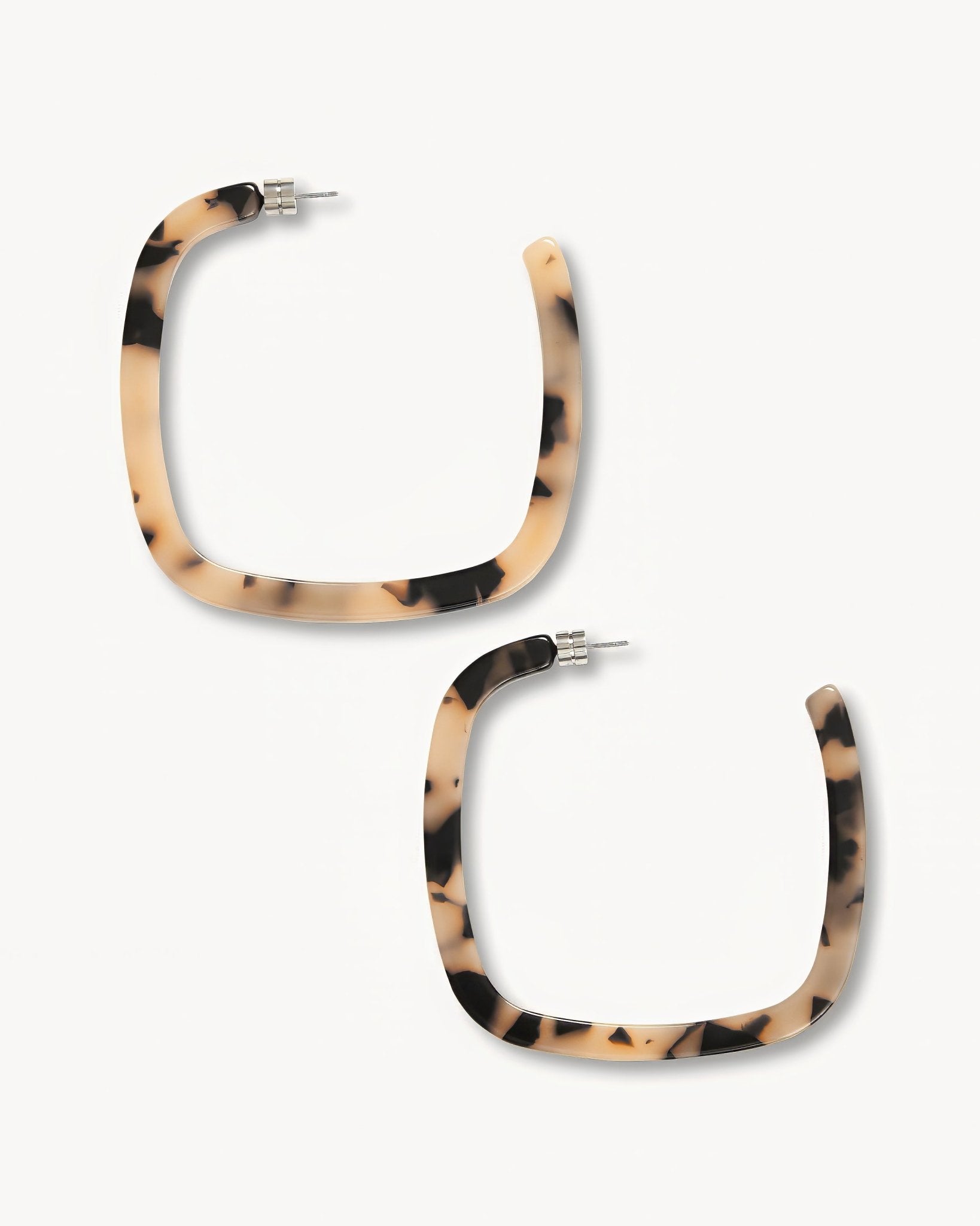 large-square-hoops-in-blonde-tortoise-296922