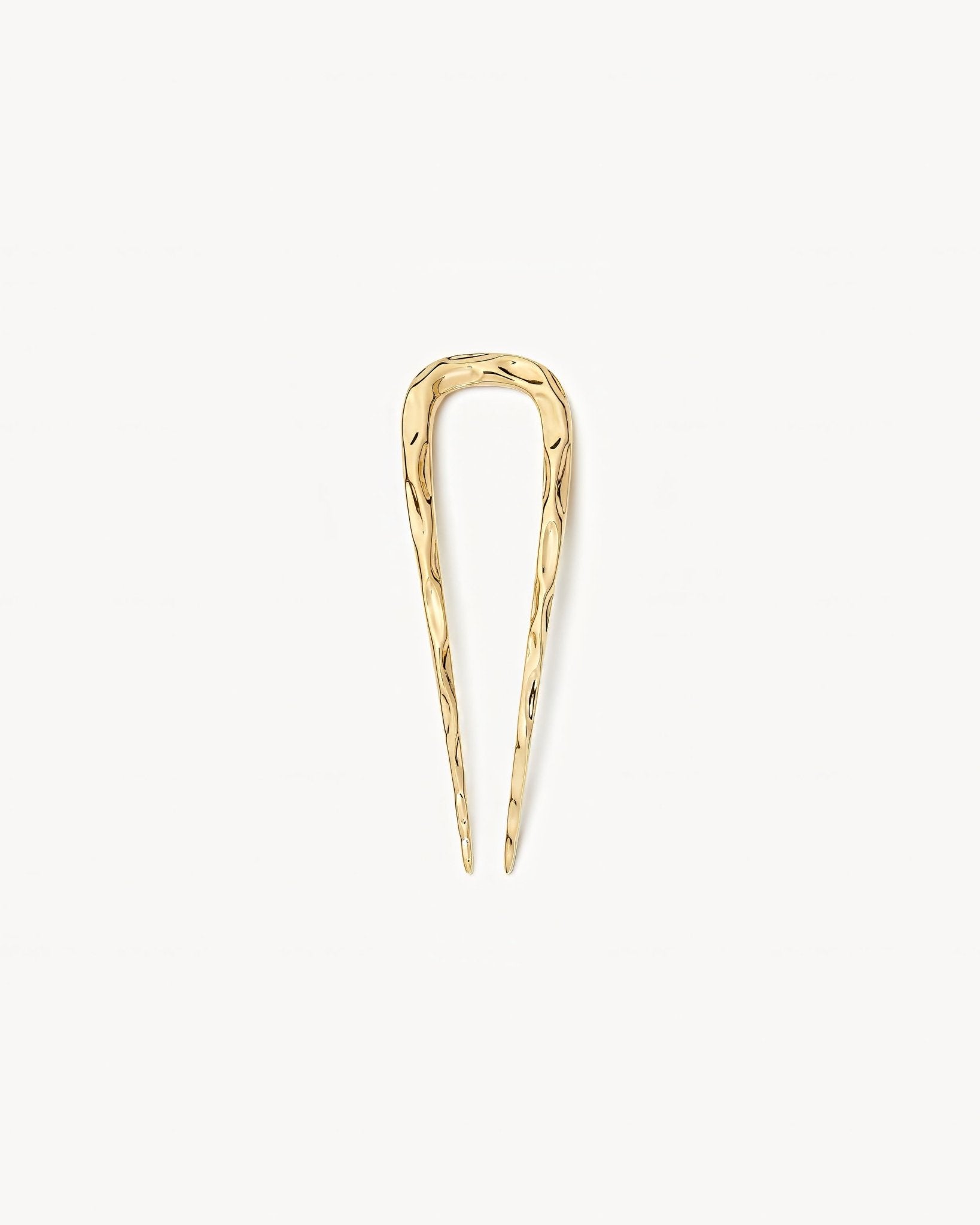 petite-wavy-french-hair-pin-in-gold-734136
